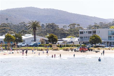 Hobart Forecast .